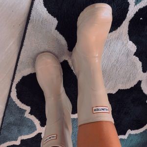 Tan Hunter Rain Boots!
